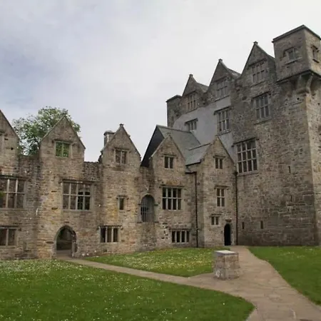 Apartment Bluestack View